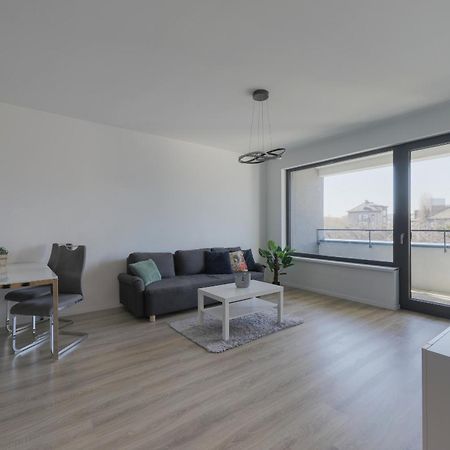 Bazova Apartment With Free Parking Братислава Экстерьер фото