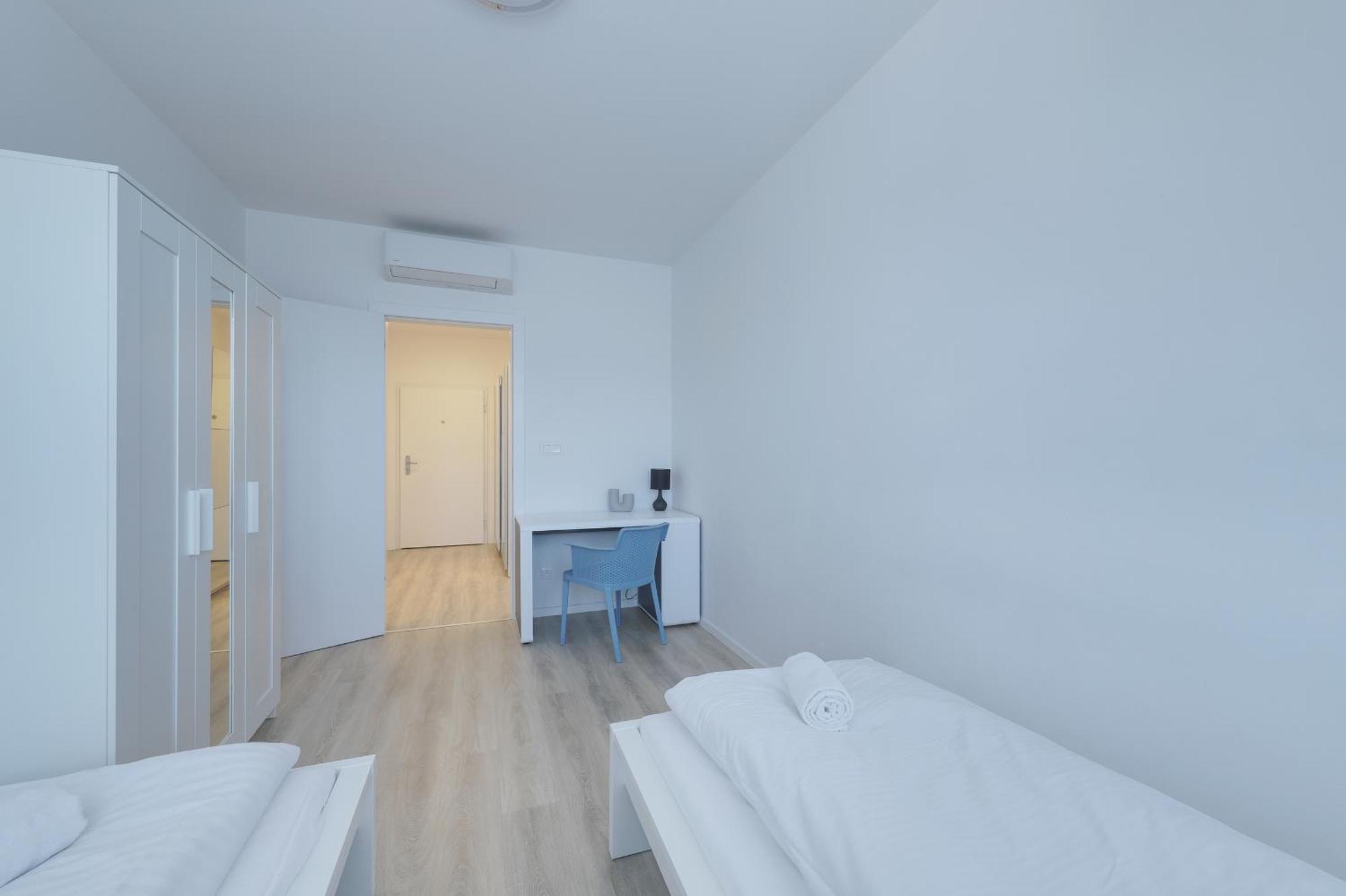 Bazova Apartment With Free Parking Братислава Экстерьер фото