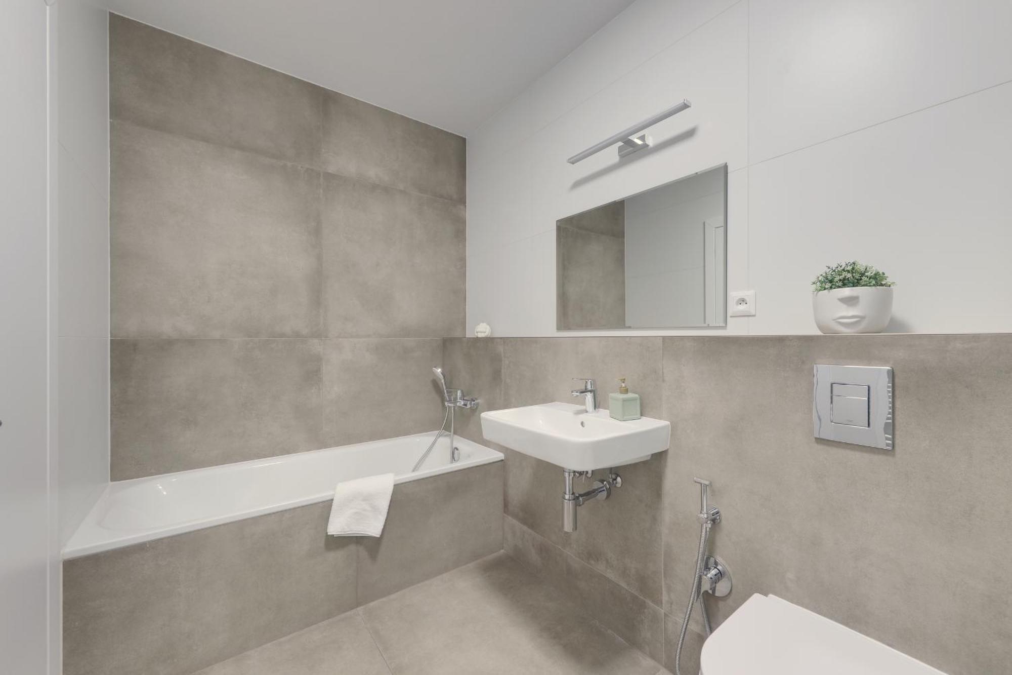 Bazova Apartment With Free Parking Братислава Экстерьер фото